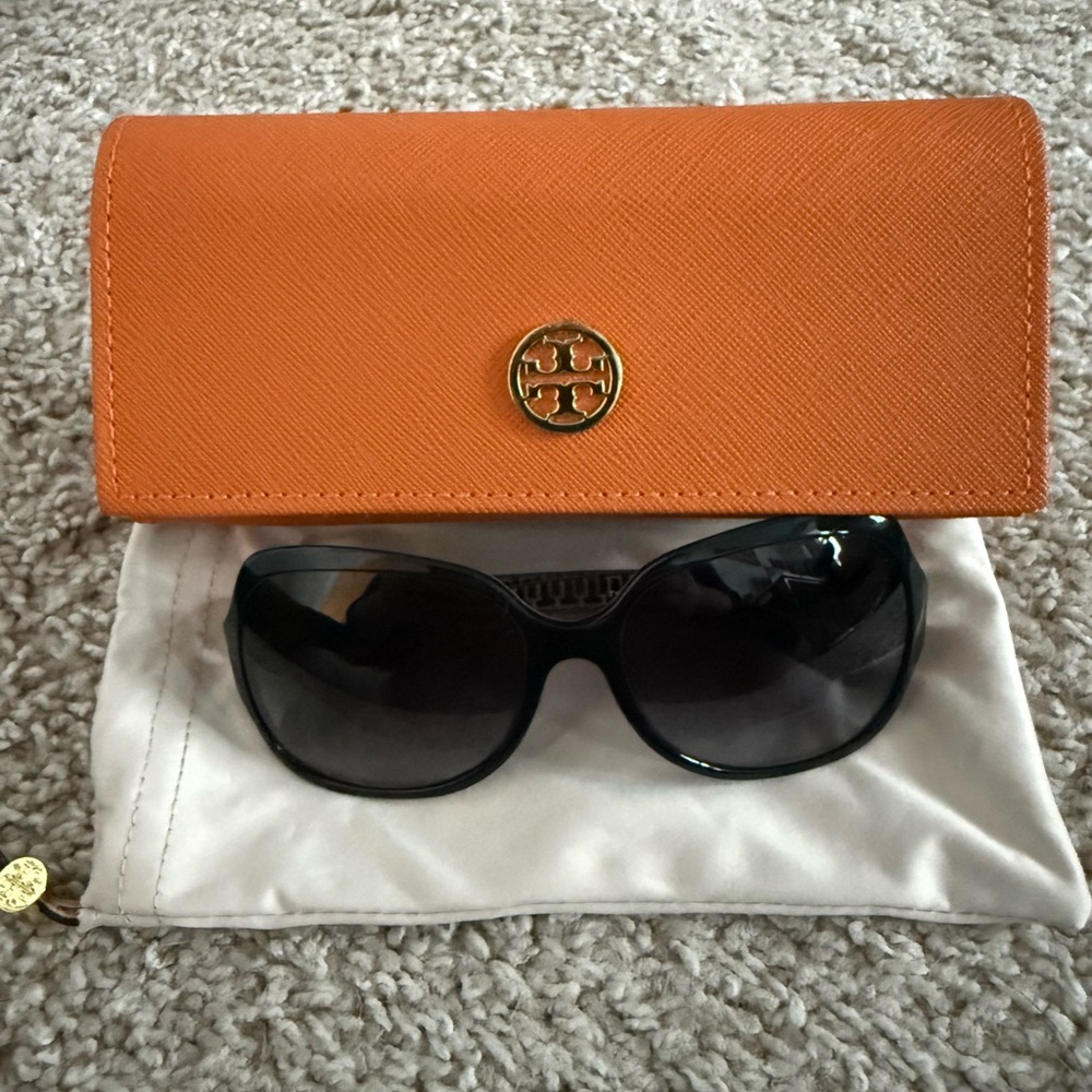 Tory Burch Black Sunglasses with Orange Wallet